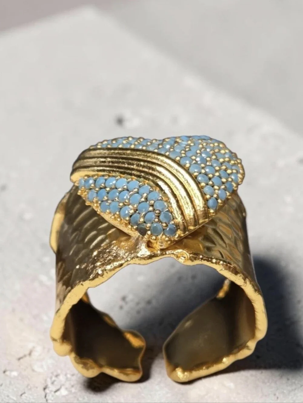 24k Gold Plated Chunky Hammered Turquoise Heart Crystal Wide Band Ring